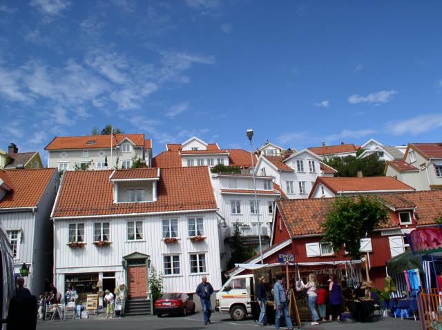 12 - Houses